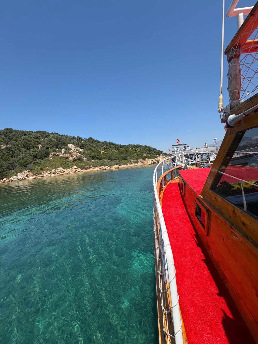 Köse Adası — Çeşme koyları tekne turu