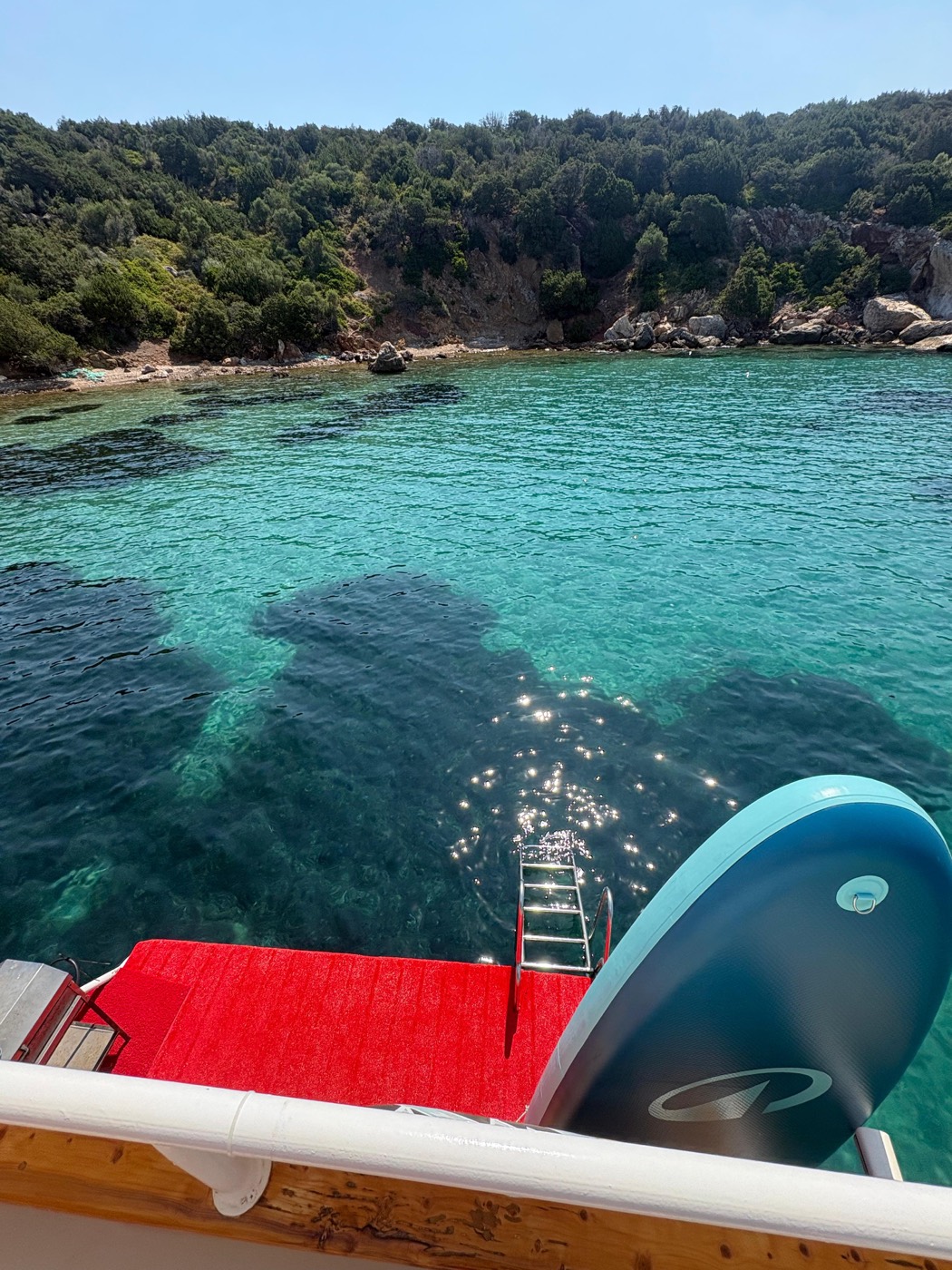 İngiliz Adası — Çeşme koyları tekne turu